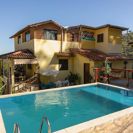 Hostel Yellow House Mg Итамонте Екстериор снимка