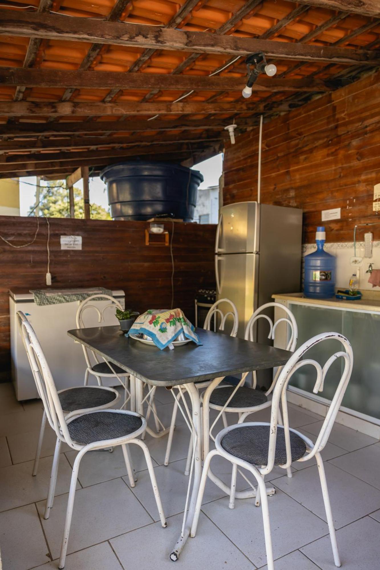 Hostel Yellow House Mg Итамонте Екстериор снимка